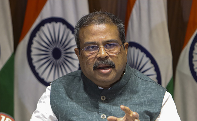 Youth Congress demands Pradhan's resignation over NEET question paper leak